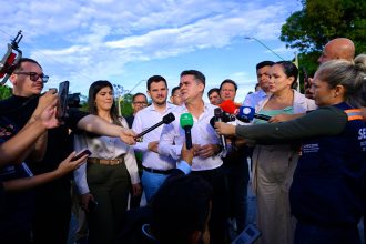 Na última entrega da gestão, prefeito David Almeida inaugura via que reduz custos e transforma mobilidade na zona Norte de Manaus