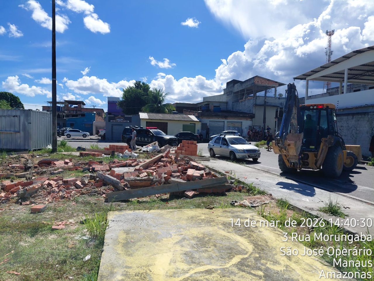 Pmm faz novas demolições de ocupações irregulares