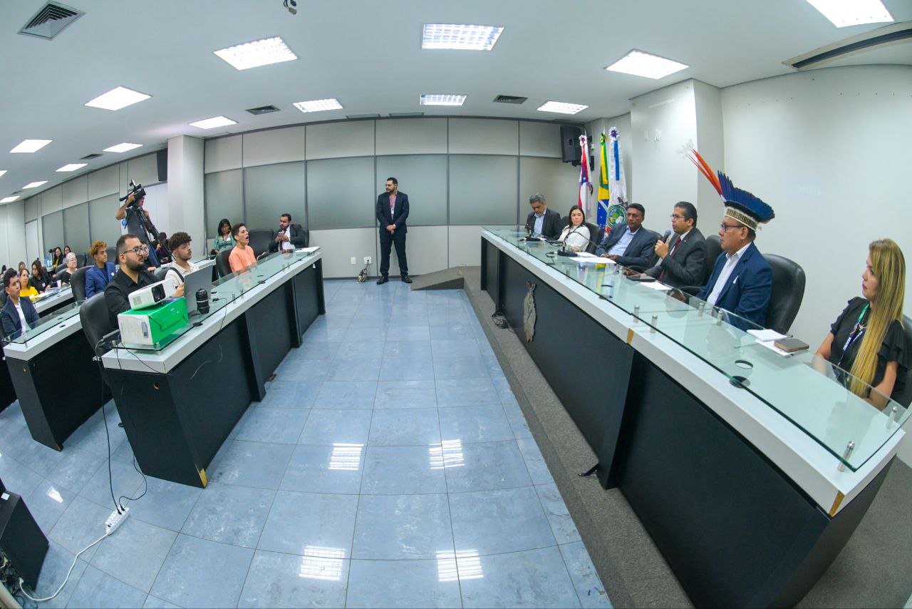 Núcleo de Relações Internacionais da Aleam apresenta anteprojeto para fortalecer atuação internacional do Amazonas