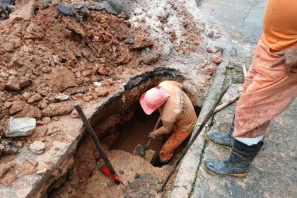 Prefeitura de Manaus leva melhorias estruturantes e reforça drenagem em ruas do Vila da Prata