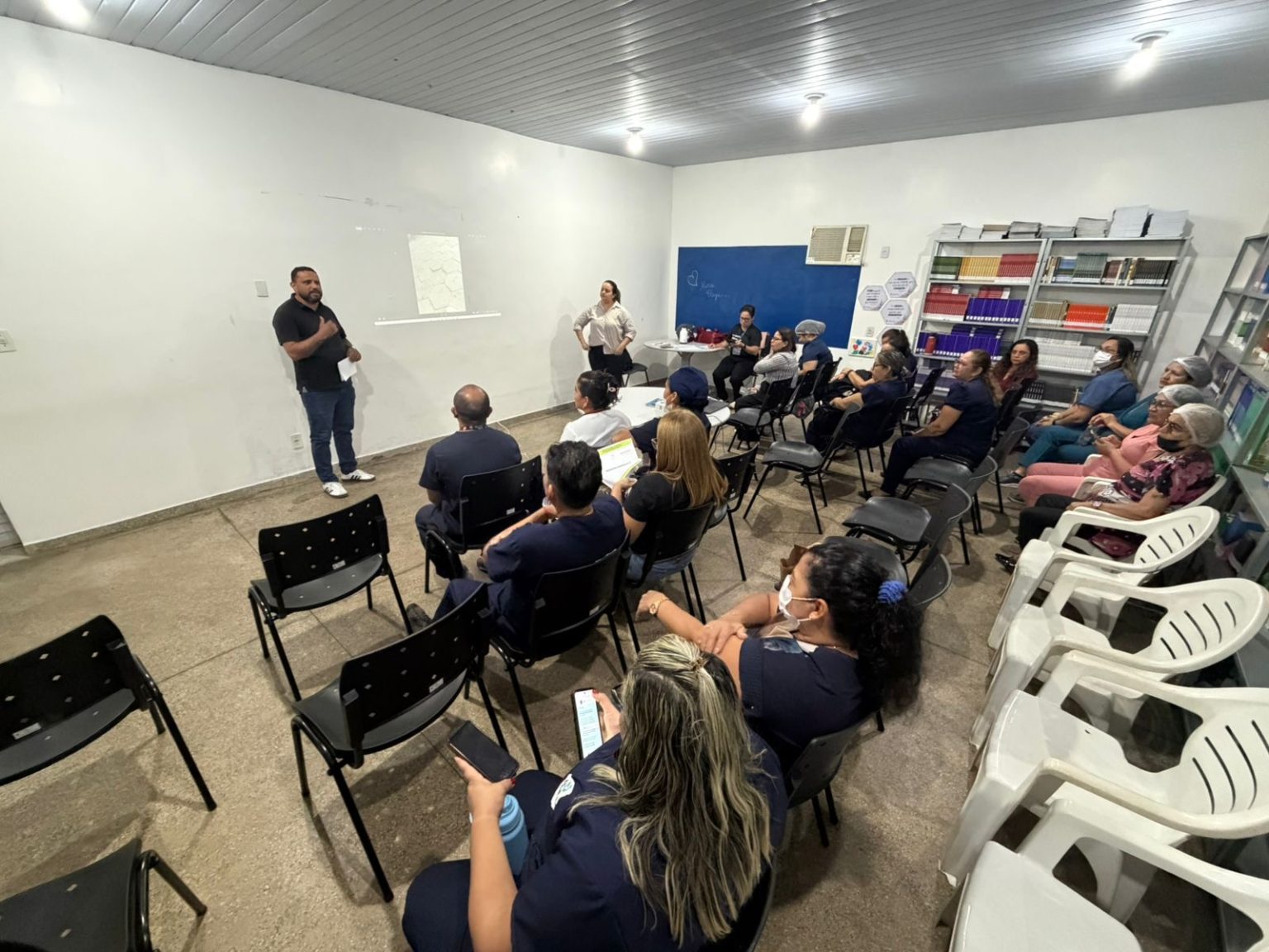 Prefeitura fortalece qualificação no cuidado à pessoa idosa