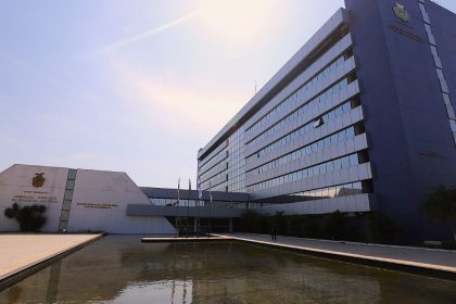 Aleam promulga 29 leis com foco em saúde, proteção às mulheres e direitos do consumidor