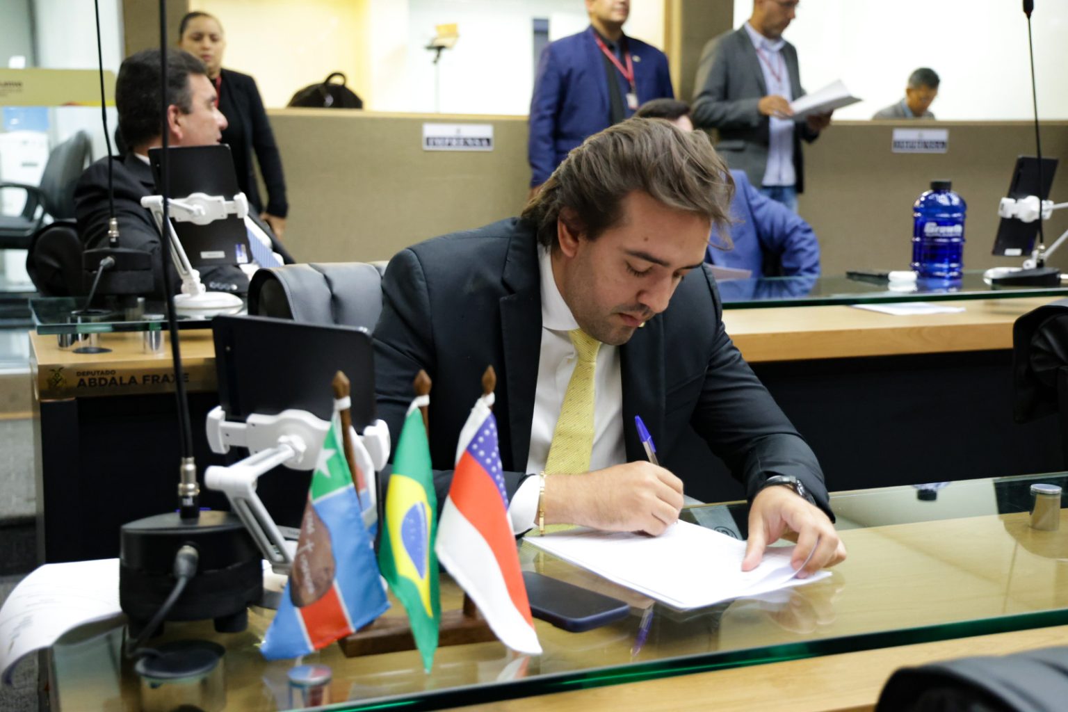 Aprovado Projeto de Lei de Thiago Abrahim que  prioriza vagas de emprego para mães de pessoas com deficiência