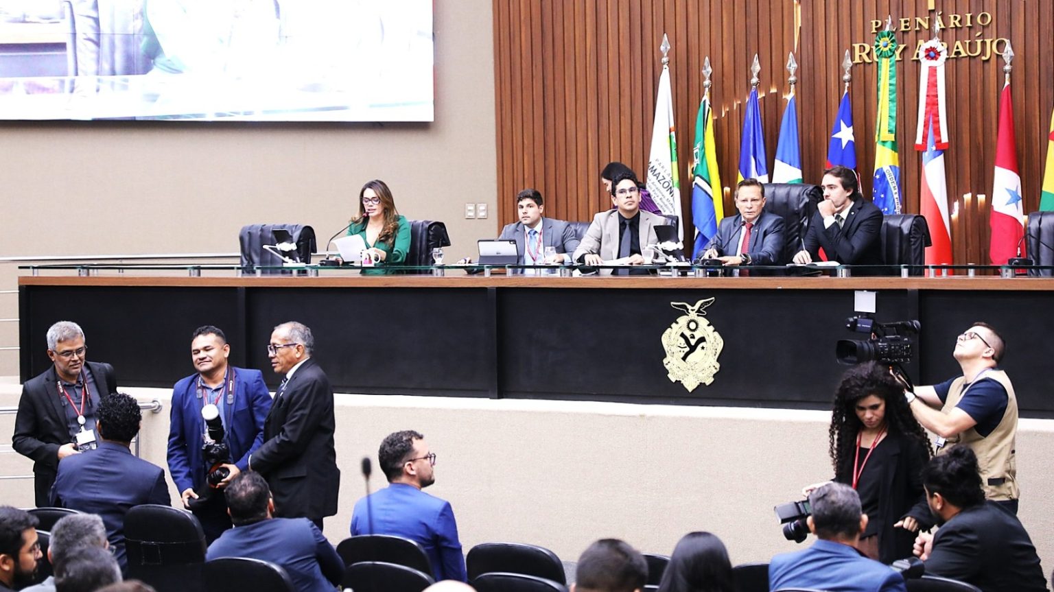Assembleia Legislativa do Amazonas publica edital para eleição de governador e vice