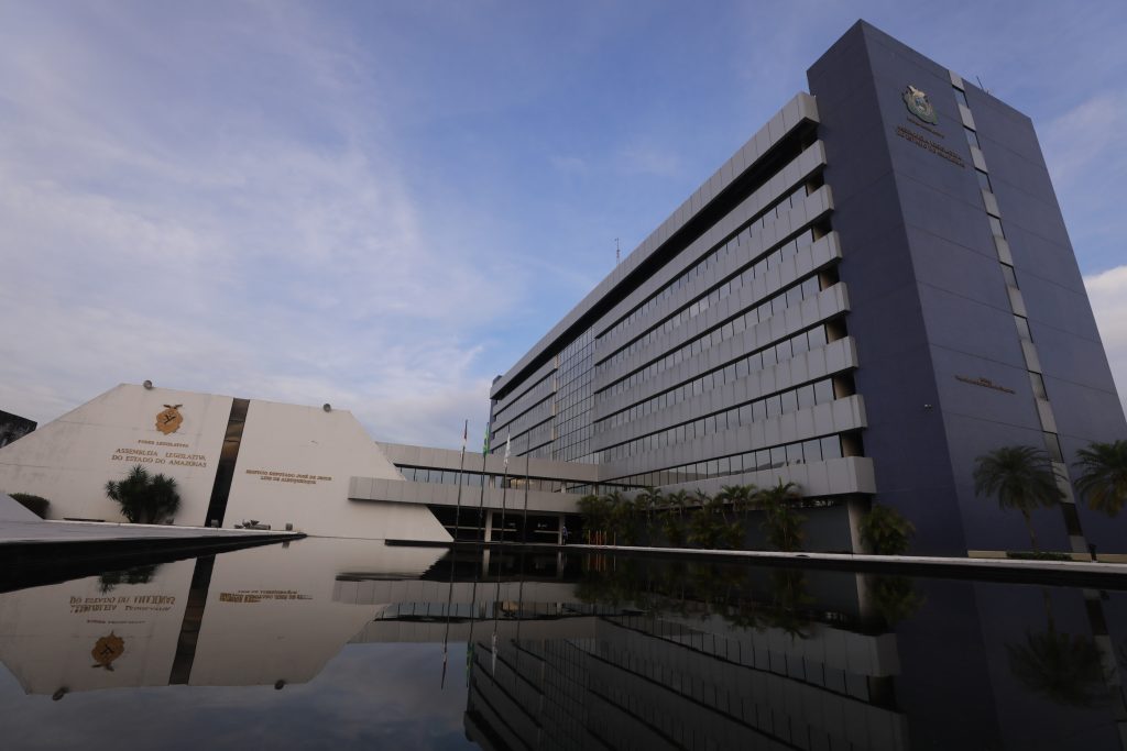 Assembleia Legislativa publica edição extraordinária de Diário Oficial com relação das chapas inscritas para a eleição de mandato-tampão ao Governo do Estado