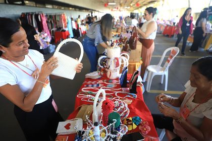 Bazar do Dia das Mães encerra com recorde de 85 expositores e sucesso de vendas na Aleam