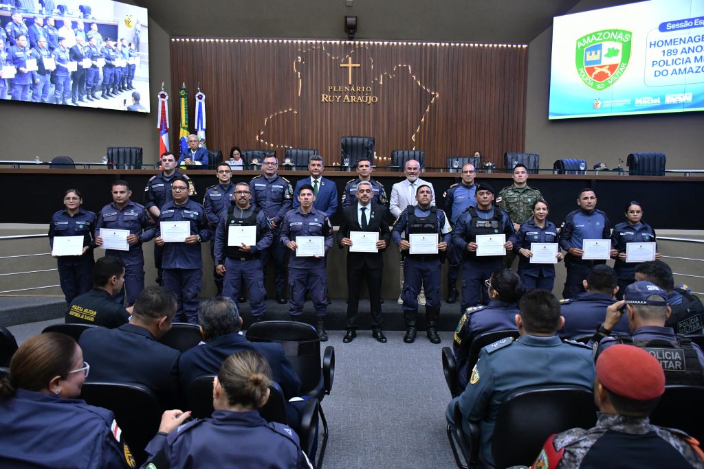 Cabo Maciel promove Sessão Especial em homenagem aos 189 anos da Polícia Militar do Amazonas