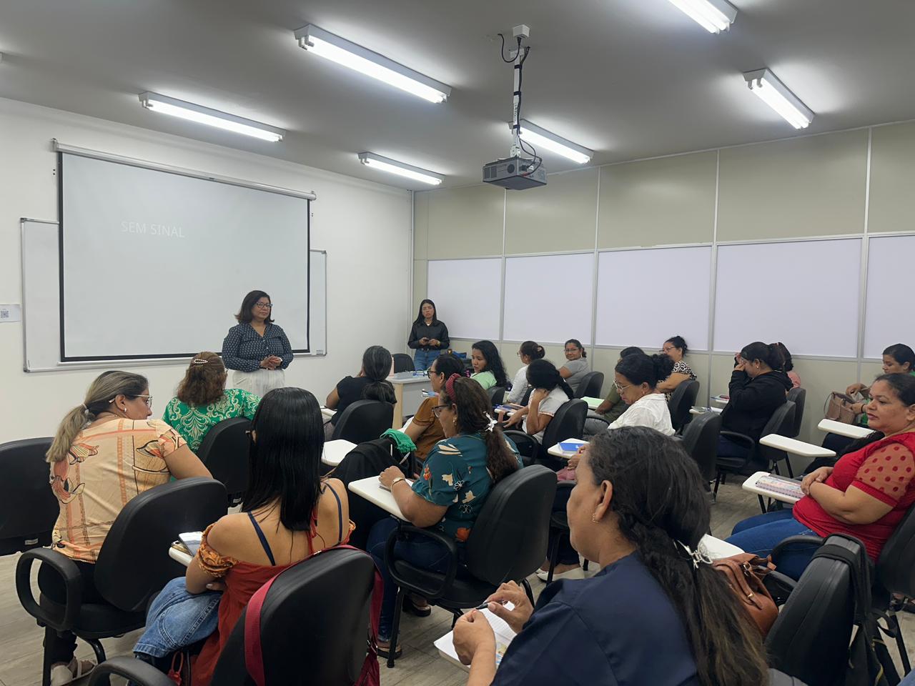 Prefeitura de Manaus abre novas turmas do curso de Cuidador de Idosos