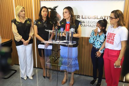 Deputada Alessandra Campelo denuncia coação de advogados e garante proteção à vítima de estupro, por meio da Procuradoria Especial da Mulher da Aleam