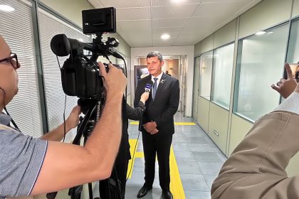 Deputado Comandante Dan cobra pacto institucional para ampliar voos e reduzir isolamento do Amazonas