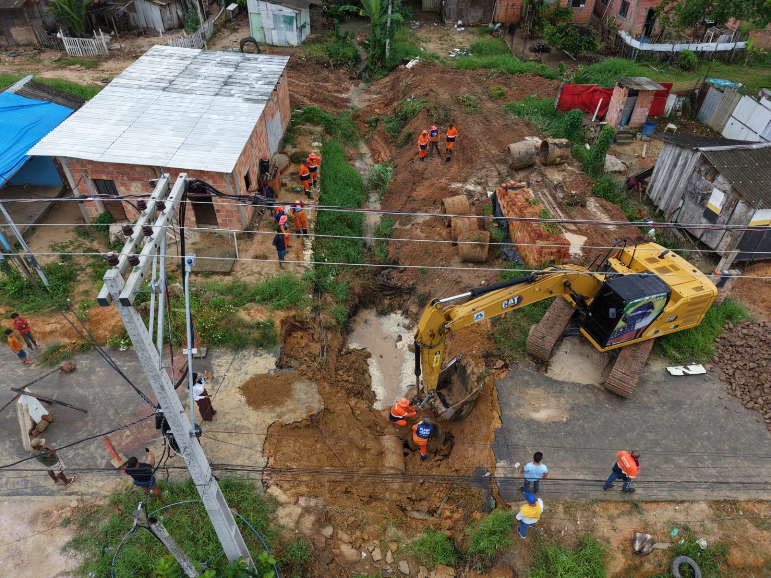 Prefeitura de Manaus restabelece drenagem no Tarumã
