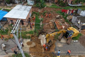 Prefeitura de Manaus restabelece drenagem no Tarumã