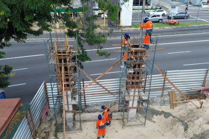 PMM intensifica reconstrução da passarela Torquato Tapajós