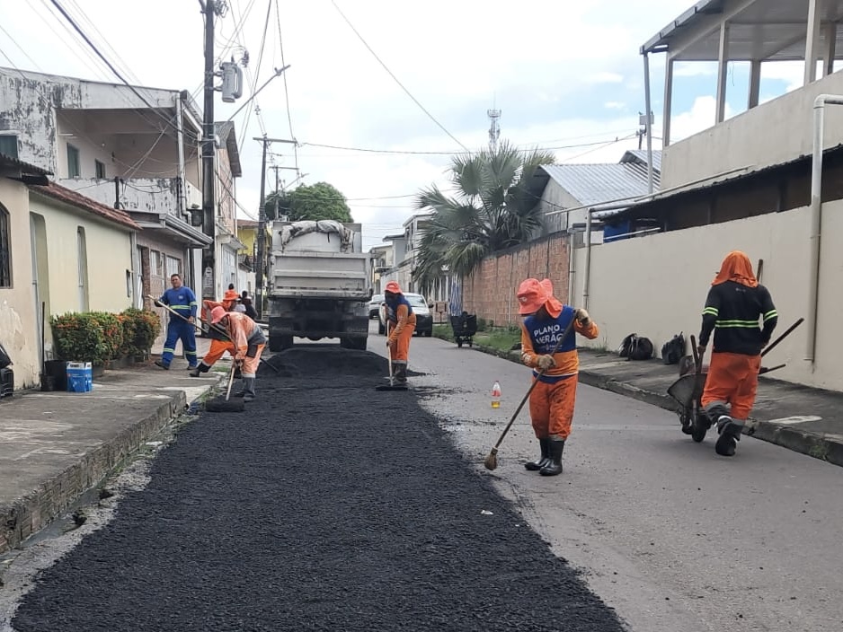 Prefeitura intensifica recuperação viária no bairro Cidade Nova
