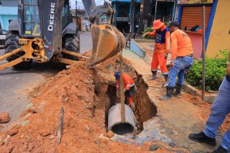Recuperação da rede de drenagem no bairro Compensa 3