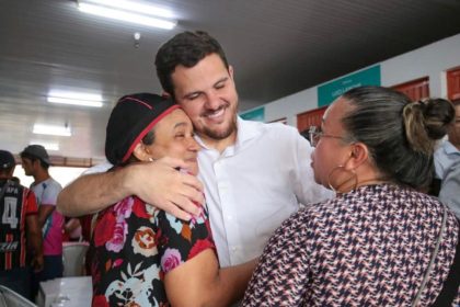 Primeiro ato de Renato Júnior, prefeito, é na feira