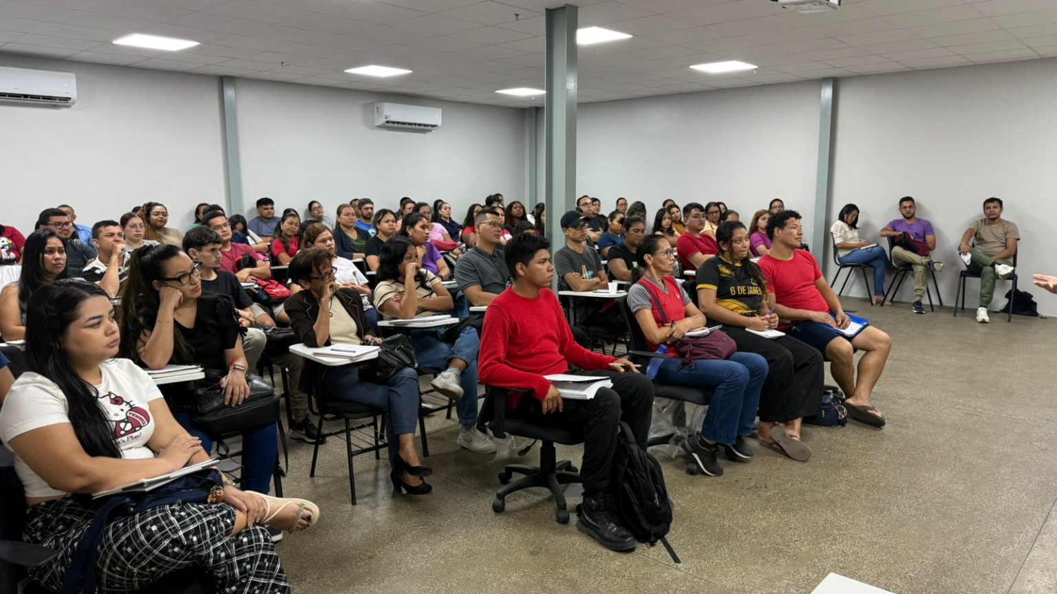 Prefeitura de Manaus oferece treinamento sobre uso de Inteligência Artificial para conquistar emprego