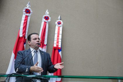 Wilker Barreto cobra retomada imediata das aulas em Ipixuna e denuncia descaso na educação