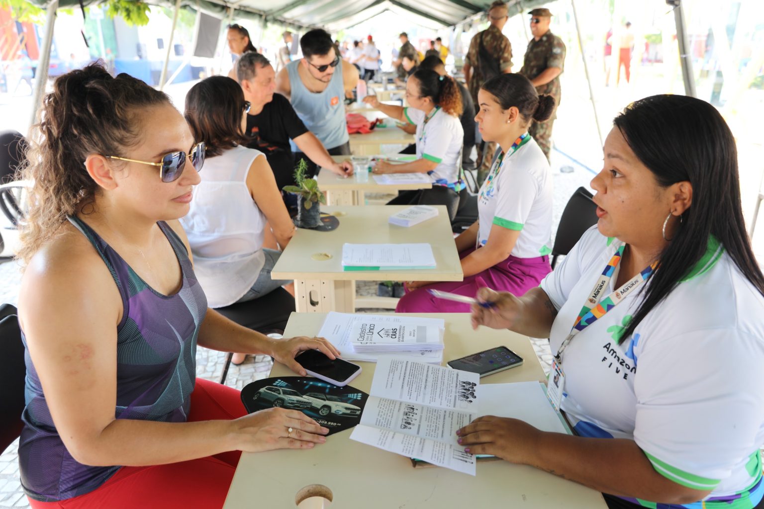 Prefeitura oferece serviços gratuitos em ação na Ponta Negra