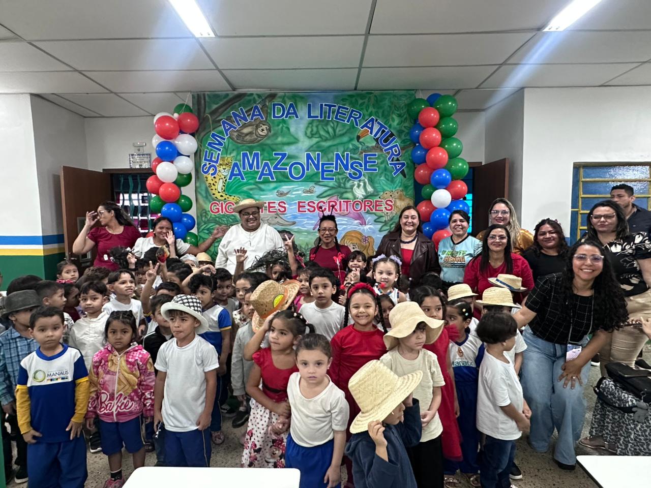 Cmei encerra atividades da ‘Semana de Literatura Amazonense’