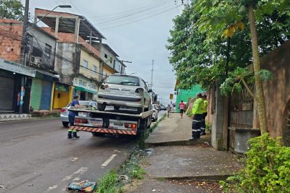 Ação combate veículos abandonados e melhora mobilidade urbana