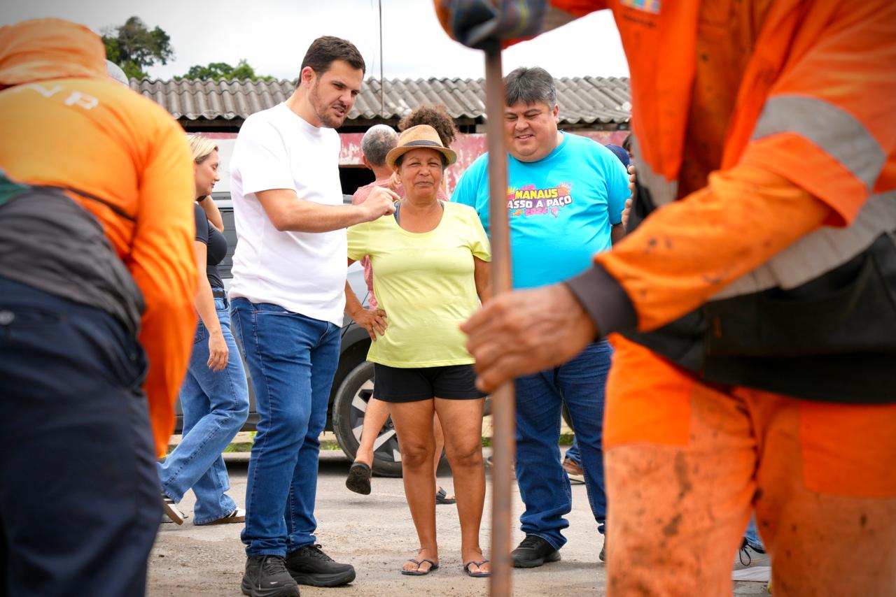 Renato Junior vai para as ruas e fiscaliza serviços de tapa-buracos