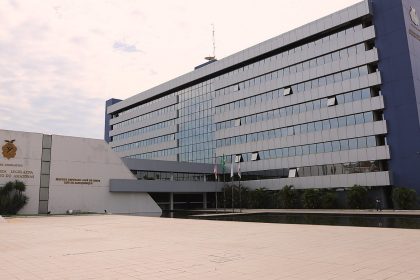 Chapas 4 e 5, que concorrem ao mandato tampão ao Governo do Estado, protocolam defesa contra pedidos de impugnações