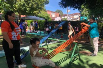 Prefeitura de Manaus promove programação inclusiva sobre autismo para 848 estudantes no Parque Cidade da Criança