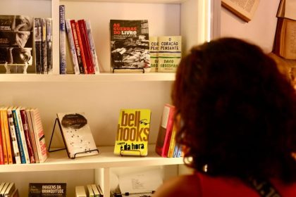 Creas leva adolescentes em medidas protetivas ao Casarão de Ideias em Manaus para acesso a lazer e cultura