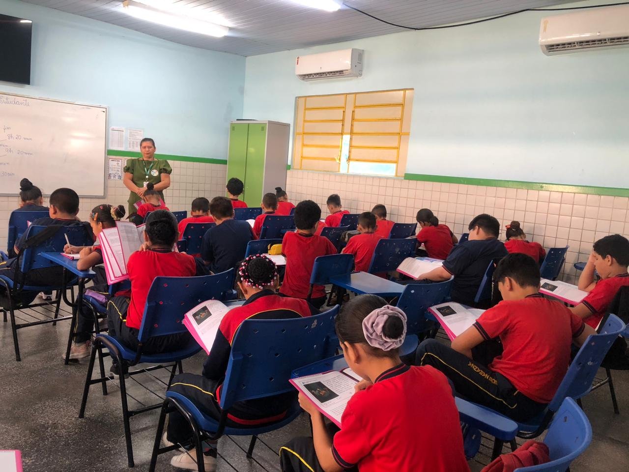 Avaliação de Desempenho do Estudante é aplicada a mais de 164 mil alunos da rede municipal em Manaus