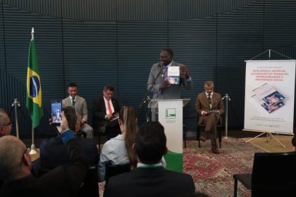 Estudo da Câmara avalia impactos da tecnologia no trabalho e na economia