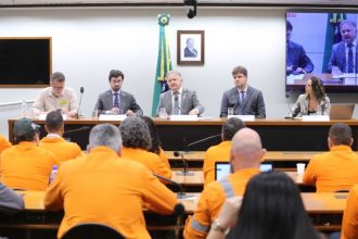 Petrobras e postos negam responsabilidade pela alta dos combustíveis