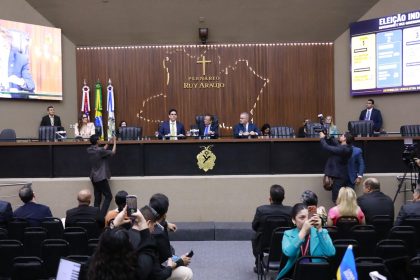 Aleam elege, por unanimidade, Roberto Cidade e Serafim Corrêa para o mandato tampão ao Governo do Amazonas