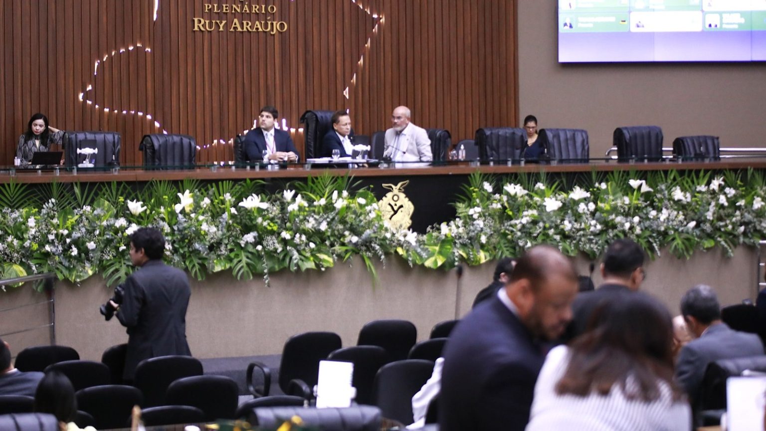 Avaliação psicológica periódica para profissionais que atuam com crianças e adolescentes, entre as 18 propostas em tramitação na Assembleia Legislativa do Amazonas