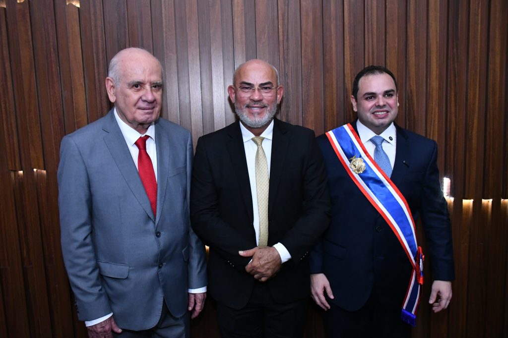 Cabo Maciel participa de eleição indireta e posse do governador Roberto Cidade na Aleam