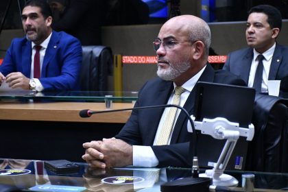 Lei de autoria do deputado Cabo Maciel garante matrícula na escola pública a crianças e adolescentes imigrantes