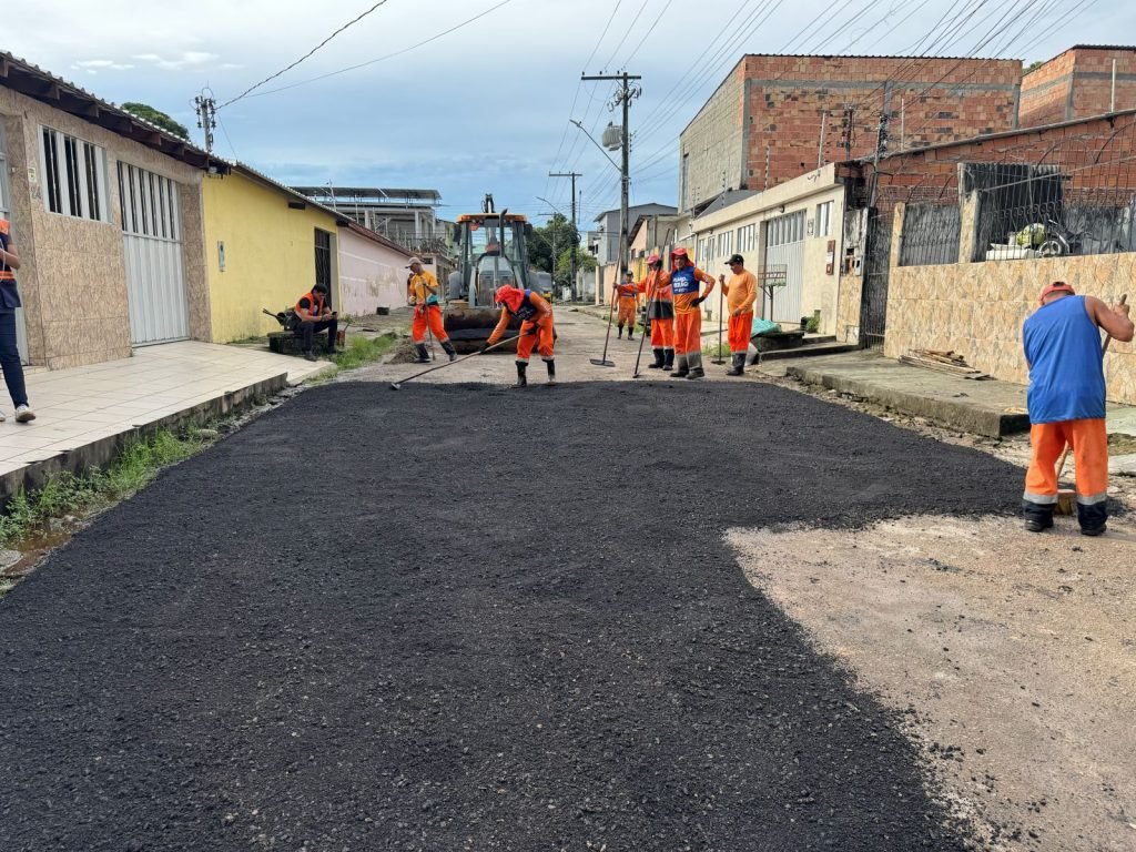 Prefeitura de Manaus intensifica operação tapa-buracos no Cidade Nova e aplica 60 toneladas de massa asfáltica