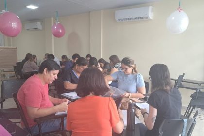 Manaus inicia curso de saúde perinatal e infantil para capacitar 540 profissionais até julho de 2026