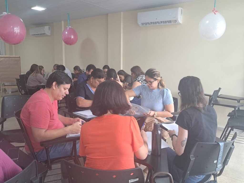 Manaus inicia curso de saúde perinatal e infantil para capacitar 540 profissionais até julho de 2026