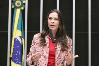Comissão aprova criação do ‘Orçamento Mulher’ para fiscalizar gastos públicos específicos