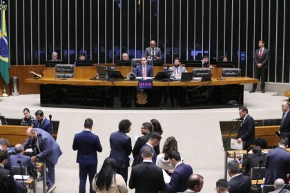 Câmara aprova adesão do Brasil a acordo da OMC sobre comércio de aeronaves civis