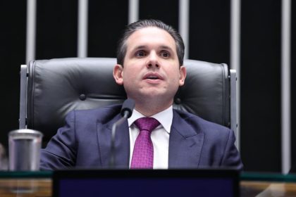 Aprovação da Política Nacional de Minerais Críticos assegura competitividade ao Brasil, diz Motta