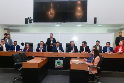 Em debate na Paraíba, trabalhadores defendem fim da escala 6×1 e empresários pregam diálogo