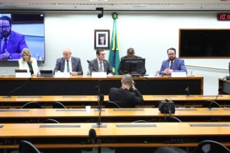 Ministério da Fazenda aponta cooperação entre órgãos como chave contra lavagem de dinheiro em fintechs
