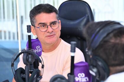Auxílio de R$ 300 vai ajudar famílias e fortalecer o comércio”, afirma David