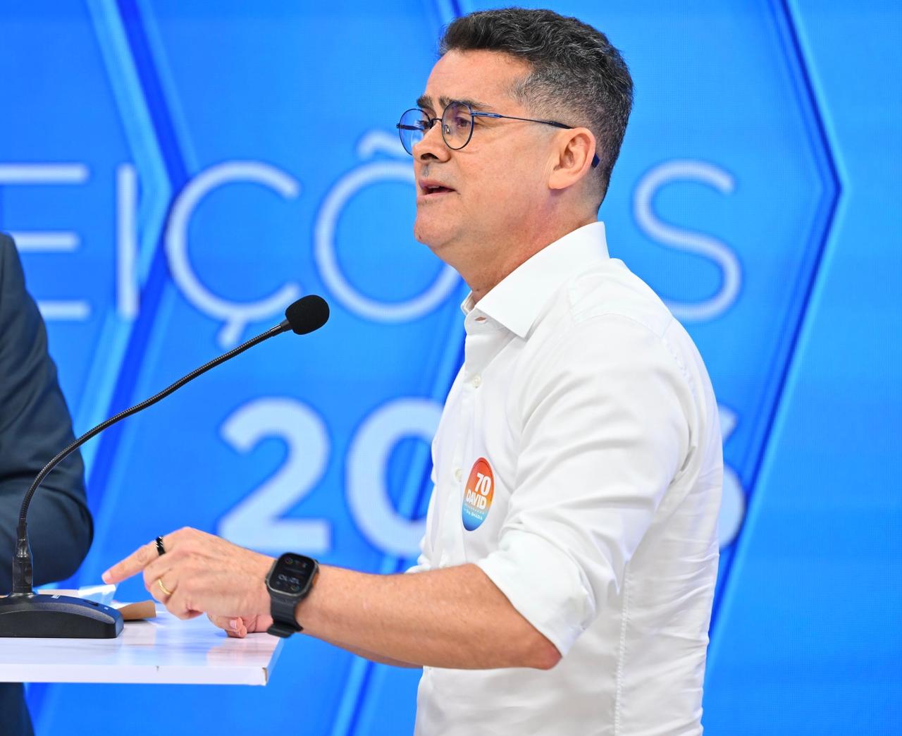 “Promovi mais policiais que Omar, Wilson e Cidade”, lembra David em debate da TV Norte